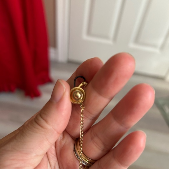 5/$25 phone vintage Elegant Gold tie pin 😌 - Picture 5 of 6